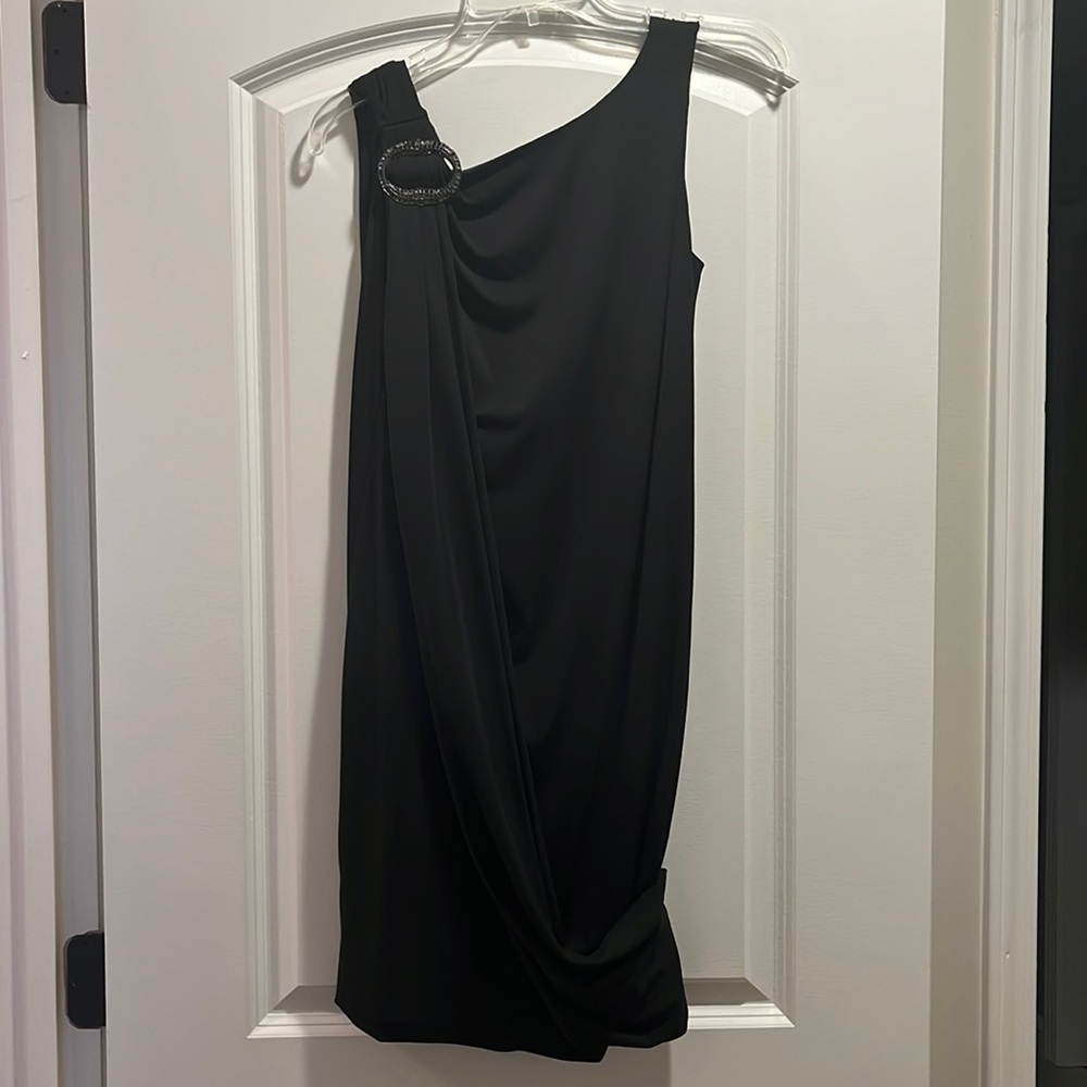 Maggy London Black cocktail dress -size 6